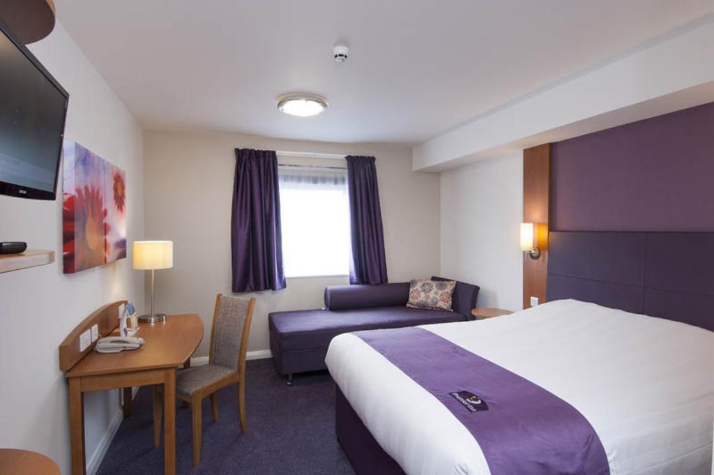 Premier Inn Edinburgh Central חדר תמונה